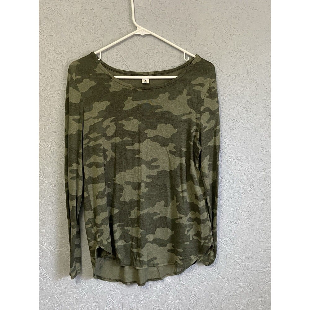Old Navy Size Medium Camo Tee M20